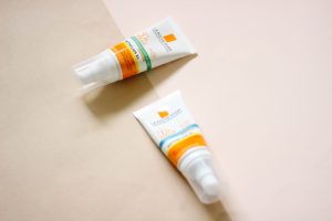 La Roche-Posay Anthelios XL SPF50+ Anti Shine Tinted Dry Touch Gel-Cream, La Roche-Posay Anthelios XL SPF50+ Comfort Tinted BB Cream review