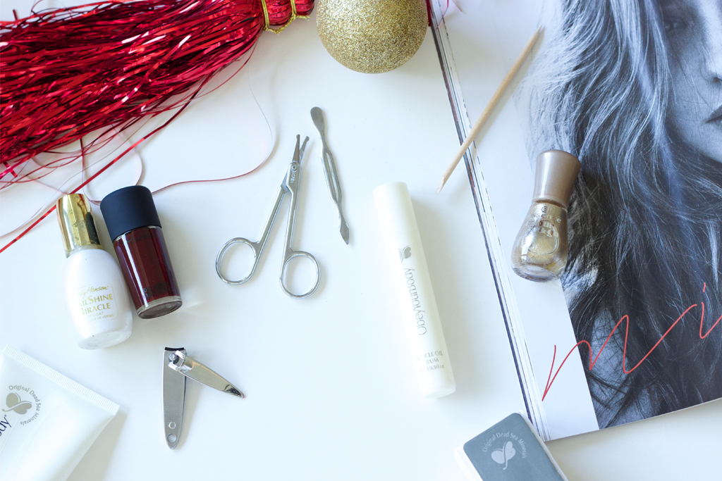 Five Days of Christmas: NAILS