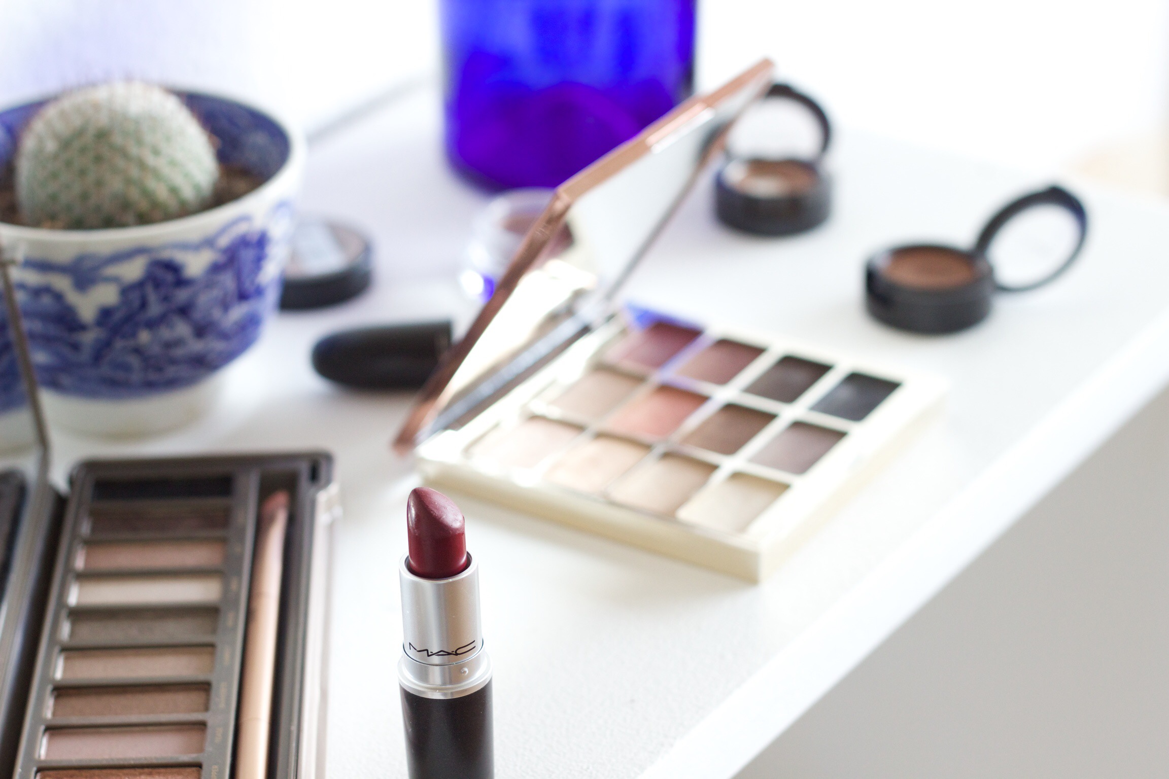 AUTUMN Makeup basics – Bronze eye & Plum lip