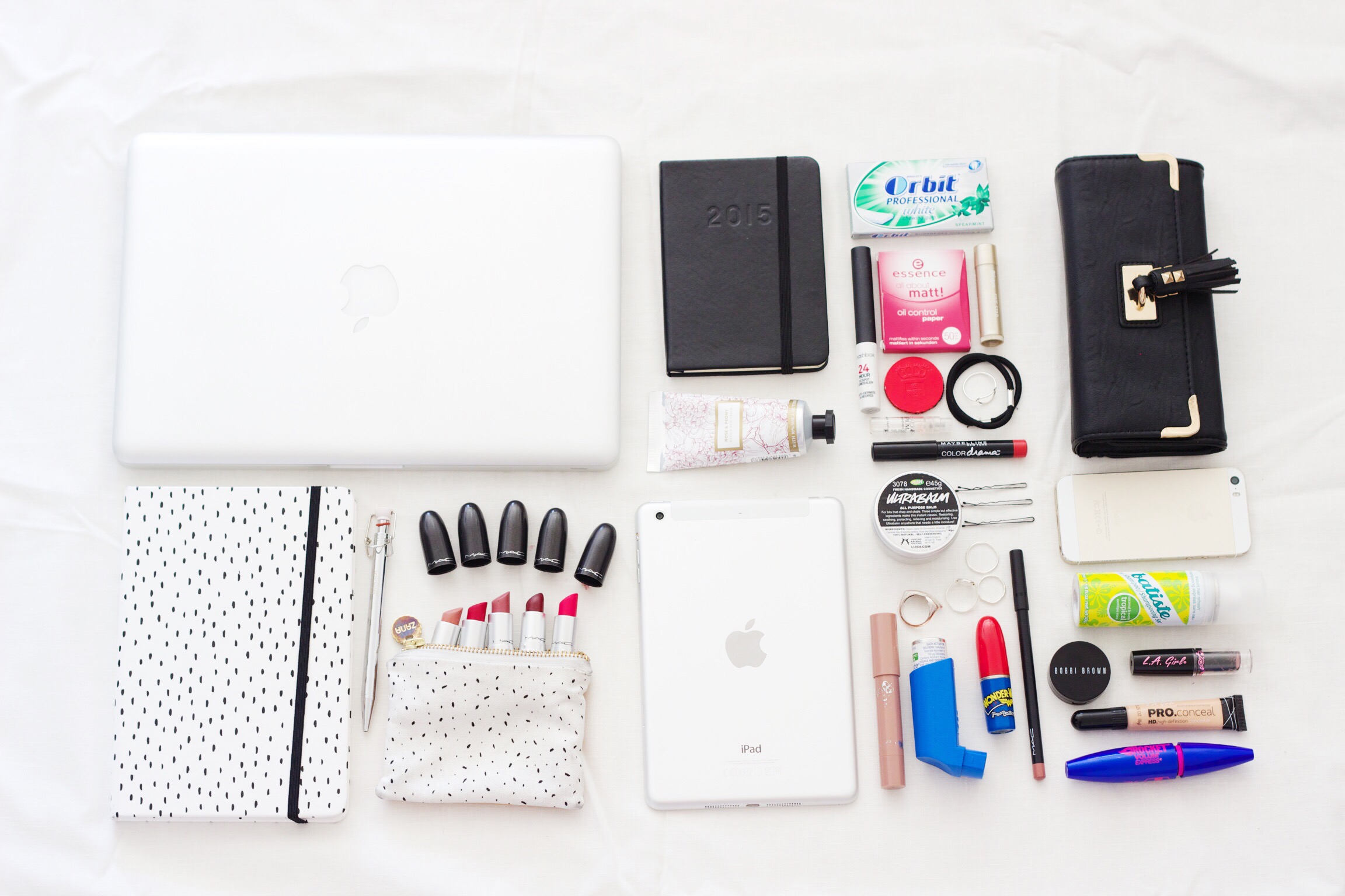 What’s in my Bag Flatlay