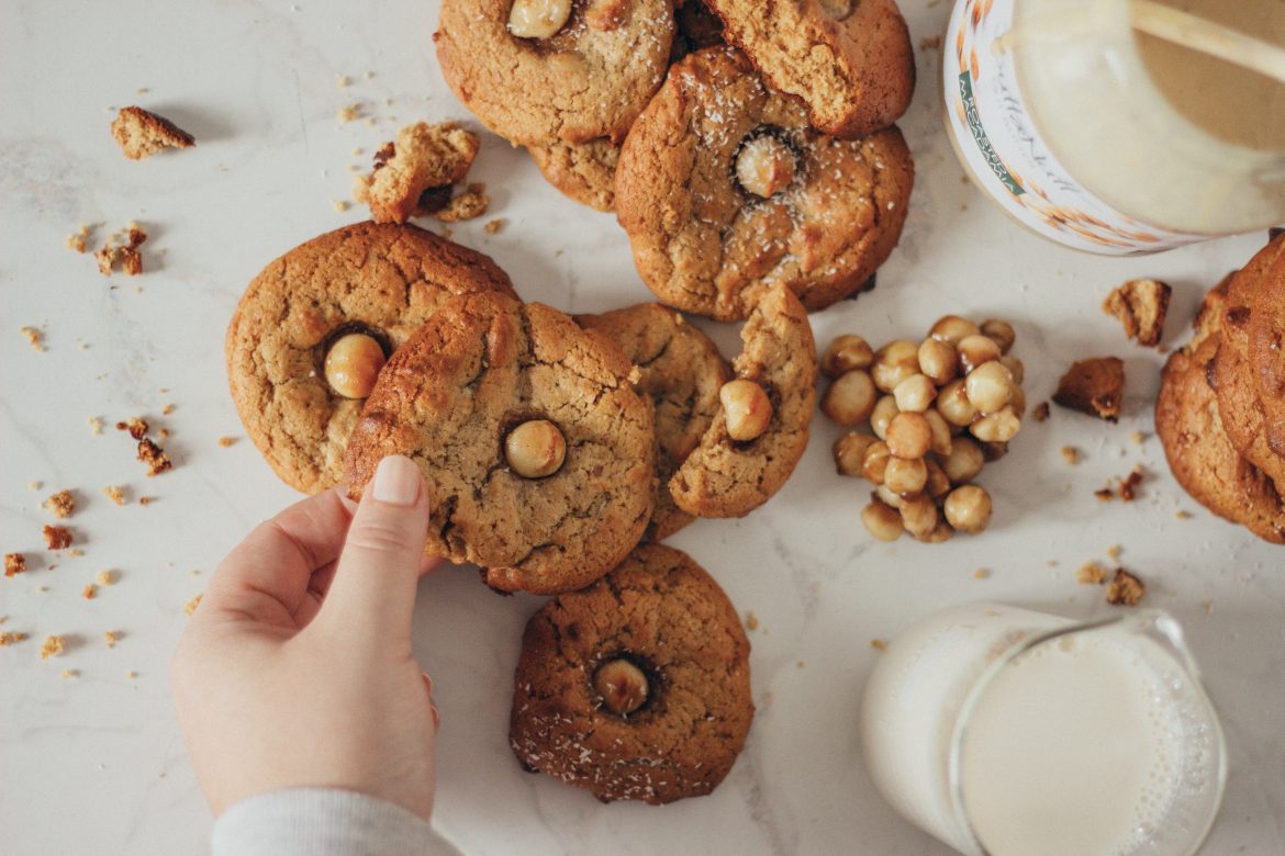 Chewy Coconut Macadamia Nut Butter Cookies